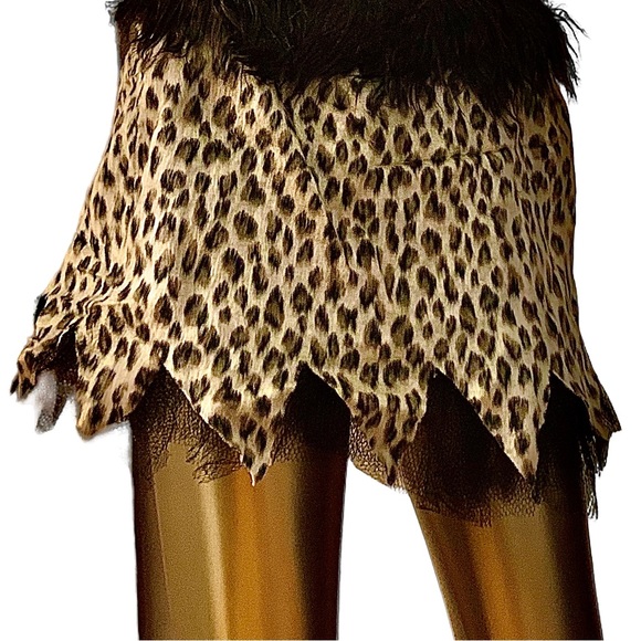 COPY - Halloween Cave Woman Costume (One of a kind) Size M - Picture 2 of 14
